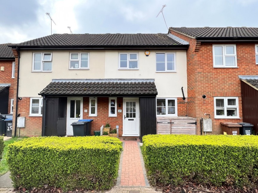2 bedroom House for Sale Lincoln Close, Welwyn Garden City, Hertfordshire