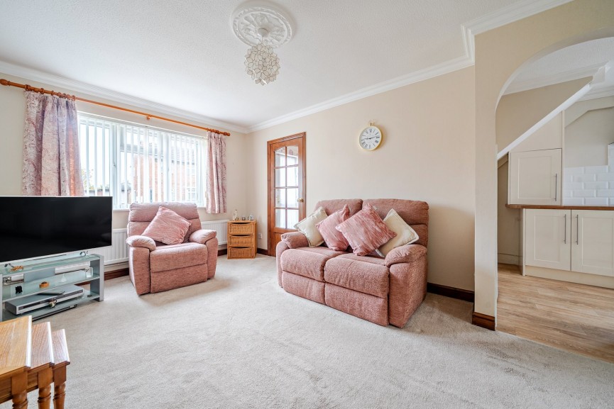 3 bedroom House for Sale The Mixies, Stotfold, Bedfordshire