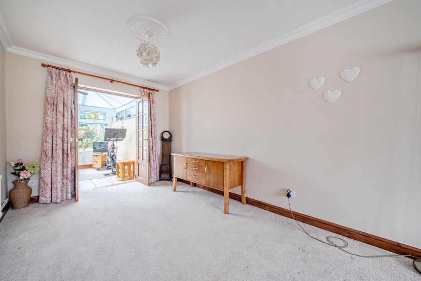 3 bedroom House for Sale The Mixies, Stotfold, Bedfordshire