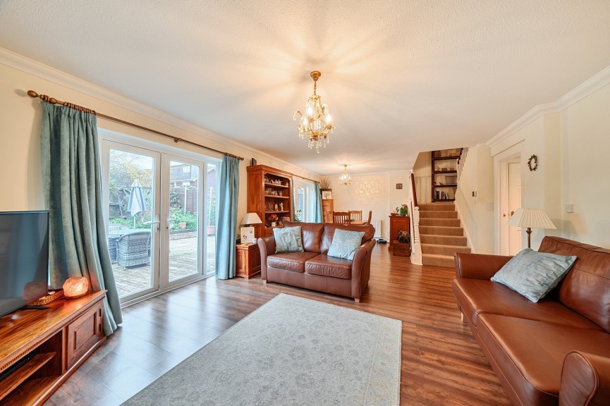 3 bedroom House for Sale Chicksands, Shefford, Bedfordshire