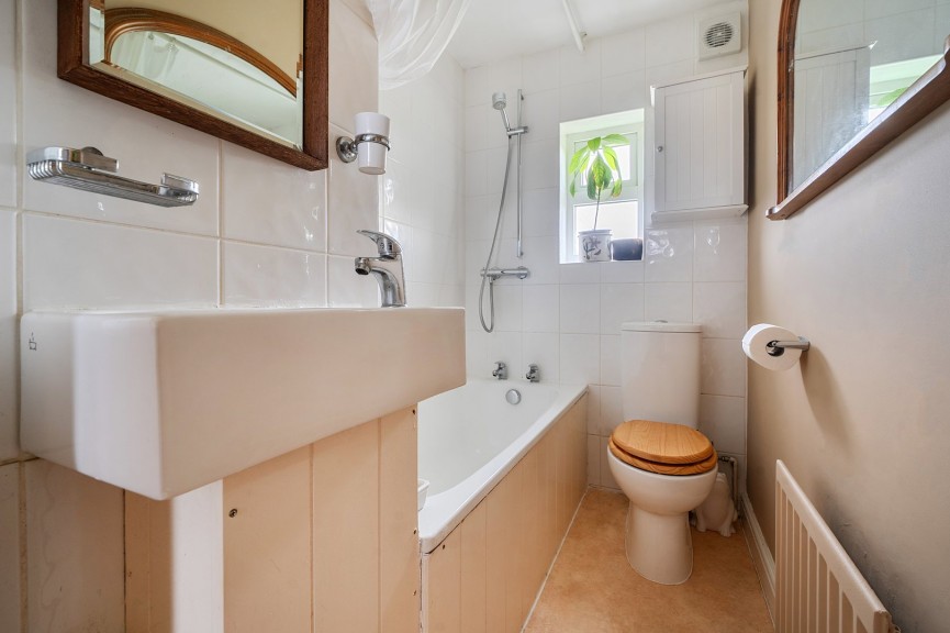 2 bedroom House for Sale Shillington, Hitchin, Bedfordshire