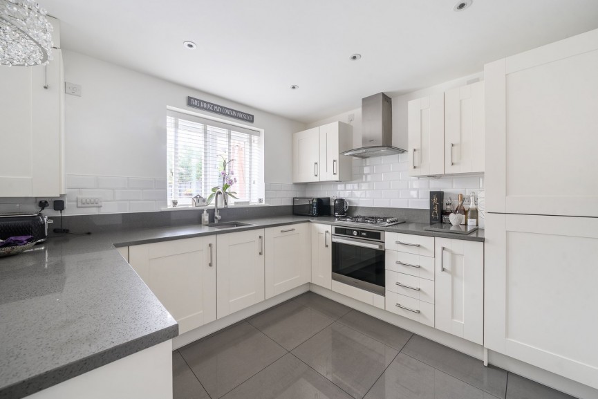 3 bedroom House for Sale Newton Grove, Shefford, Bedfordshire