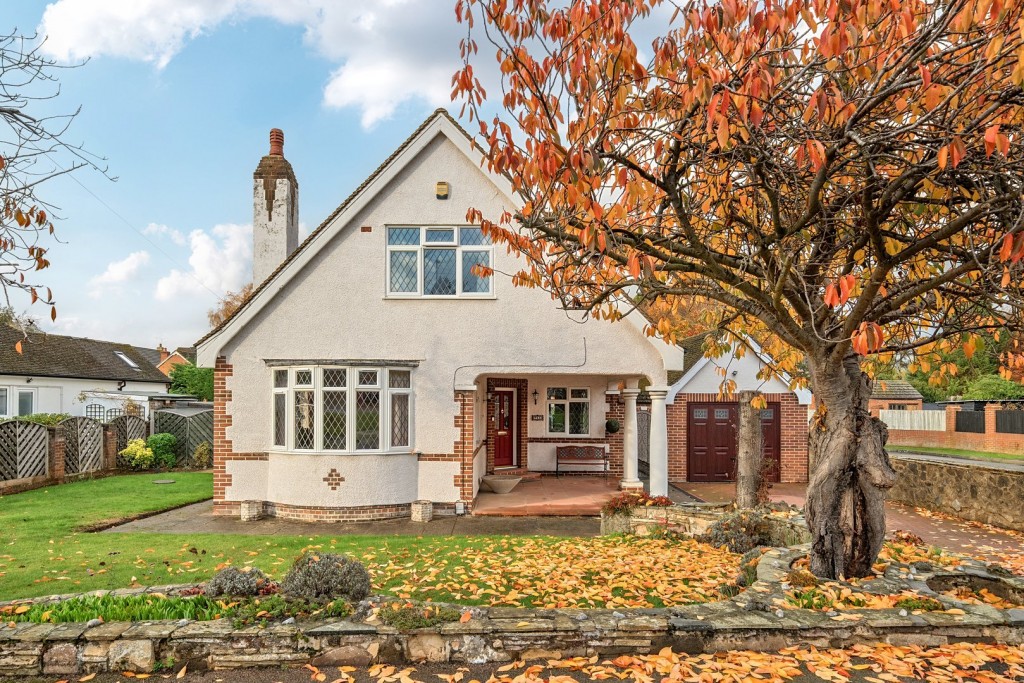 Ampthill Road, Shefford, Bedfordshire