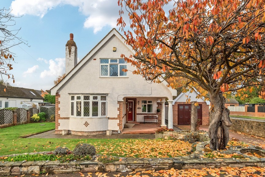 3 bedroom House for Sale Ampthill Road, Shefford, Bedfordshire
