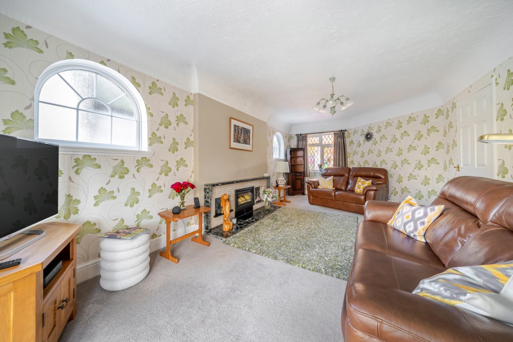 Ampthill Road, Shefford, Bedfordshire