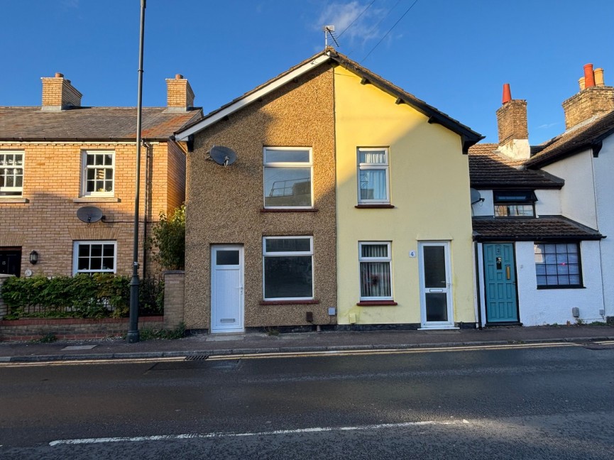 2 bedroom House for Letting Church Street, Biggleswade, Bedfordshire