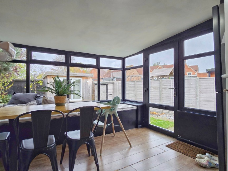 2 bedroom House for Sale High Street, Houghton Conquest, Bedfordshire