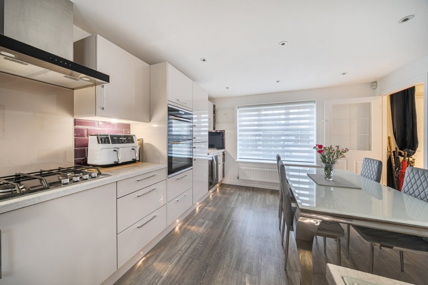 3 bedroom House for Sale Meppershall, Shefford, Bedfordshire