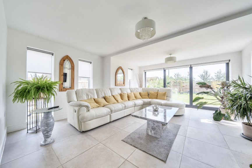 3 bedroom House for Sale Upper Caldecote, Biggleswade, Bedfordshire