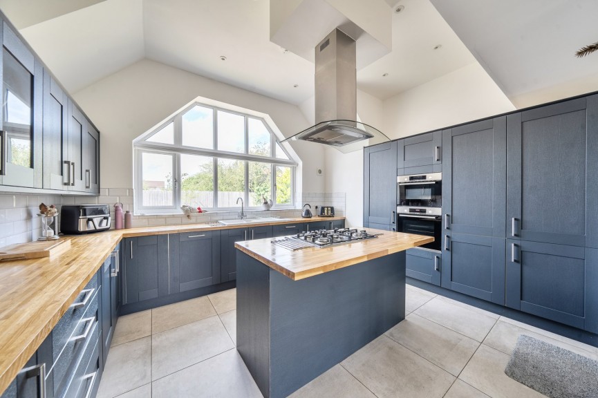 3 bedroom House for Sale Upper Caldecote, Biggleswade, Bedfordshire