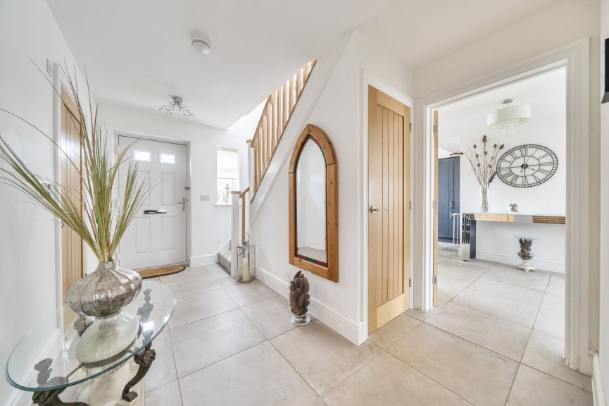 3 bedroom House for Sale Upper Caldecote, Biggleswade, Bedfordshire