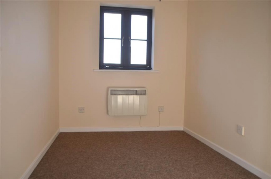 2 bedroom Flat for Sale Shortmead Street, Biggleswade, Bedfordshire