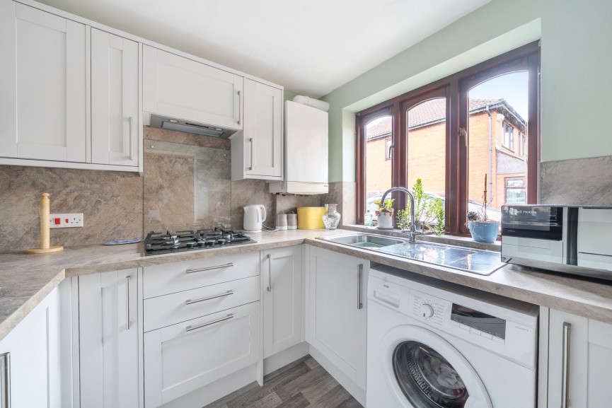 2 bedroom Flat for Sale Wycklond Close, Stotfold, Bedfordshire