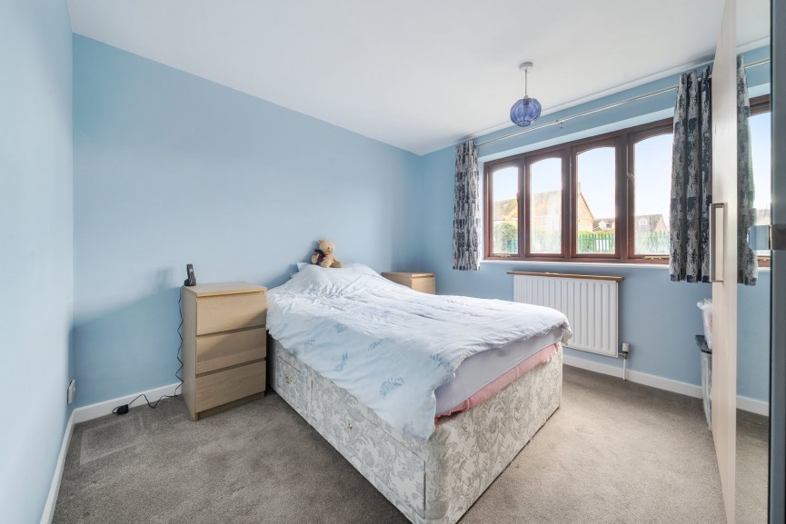 2 bedroom Flat for Sale Wycklond Close, Stotfold, Bedfordshire