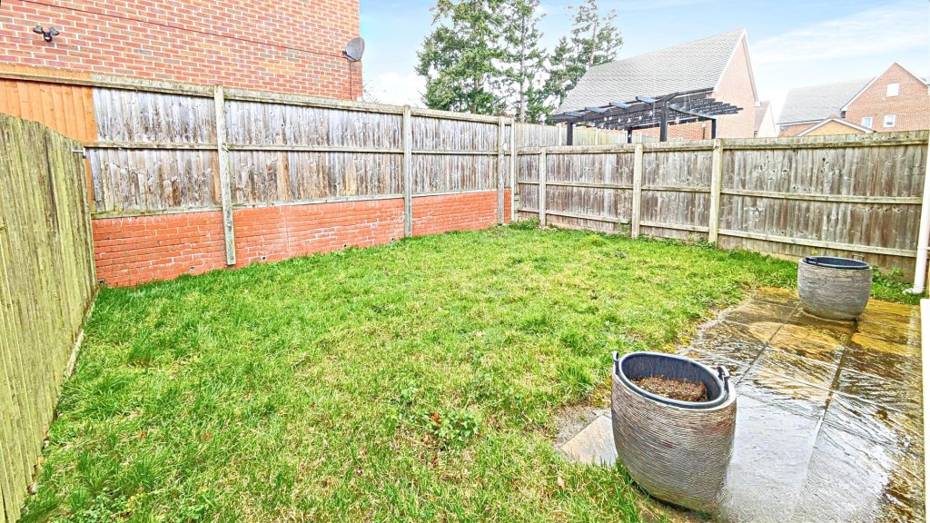 Sparrowhawk Place, Hatfield, Hertfordshire