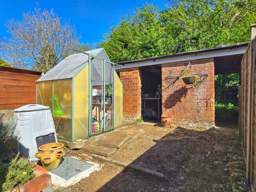 2 bedroom House for Sale Millbrook, Bedfordshire