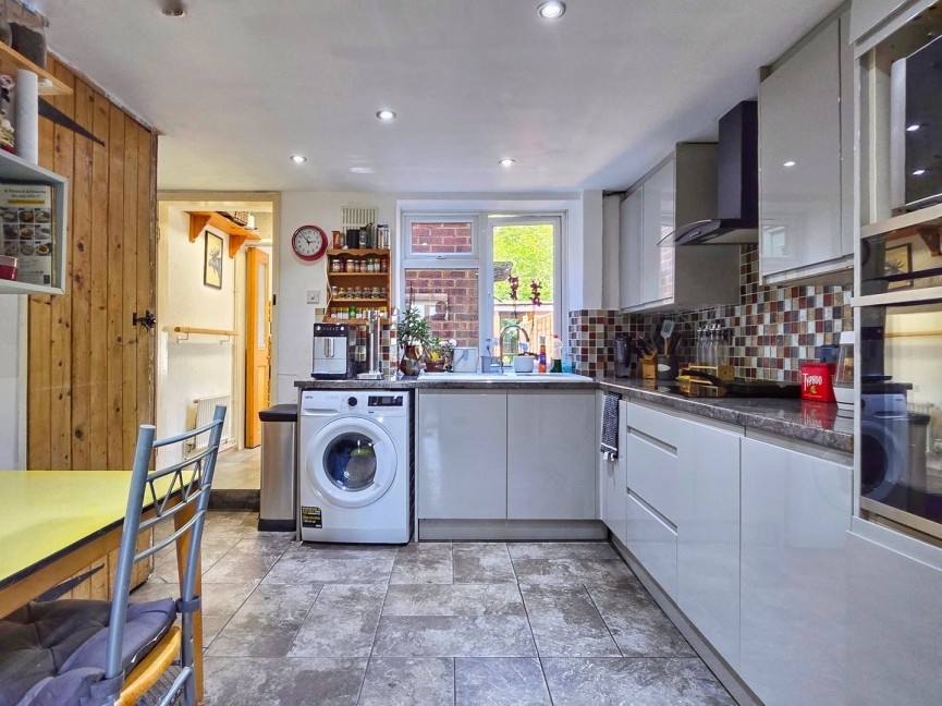 2 bedroom House for Sale Millbrook, Bedfordshire