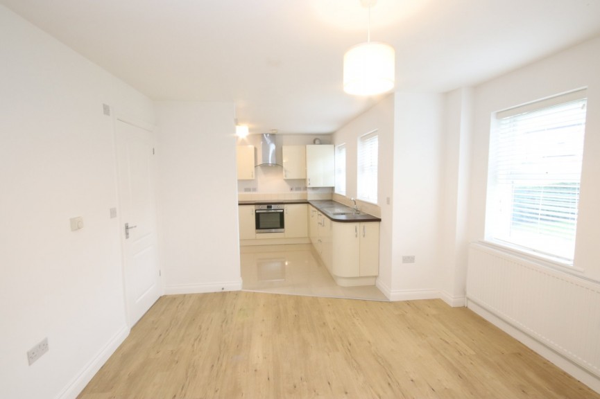 2 bedroom House for Letting Ampthill Road, Flitwick