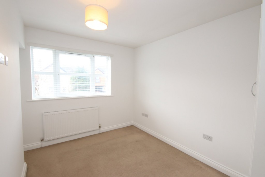 Ampthill Road, Flitwick