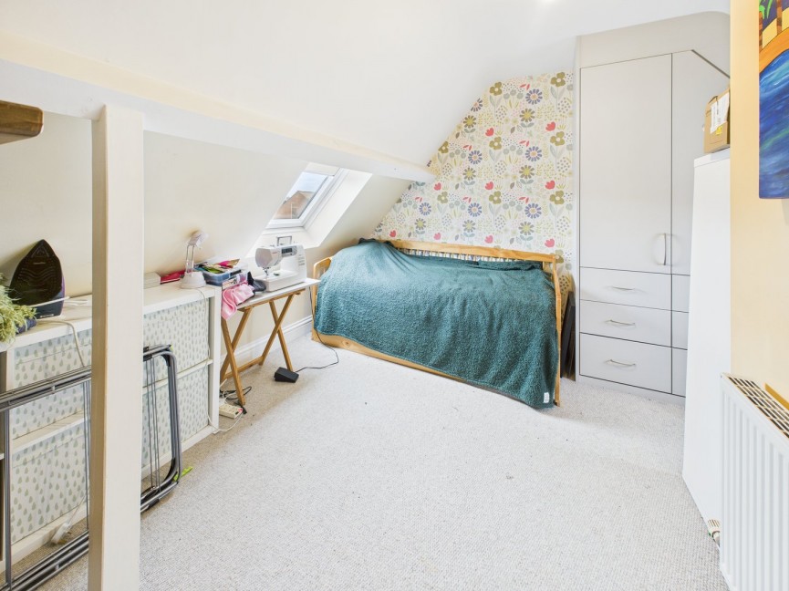 2 bedroom House for Sale Meeting House Lane, Baldock, Hertfordshire