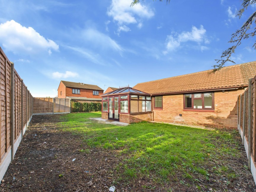 3 bedroom Bungalow for Sale Larkins Close, Baldock, Hertfordshire