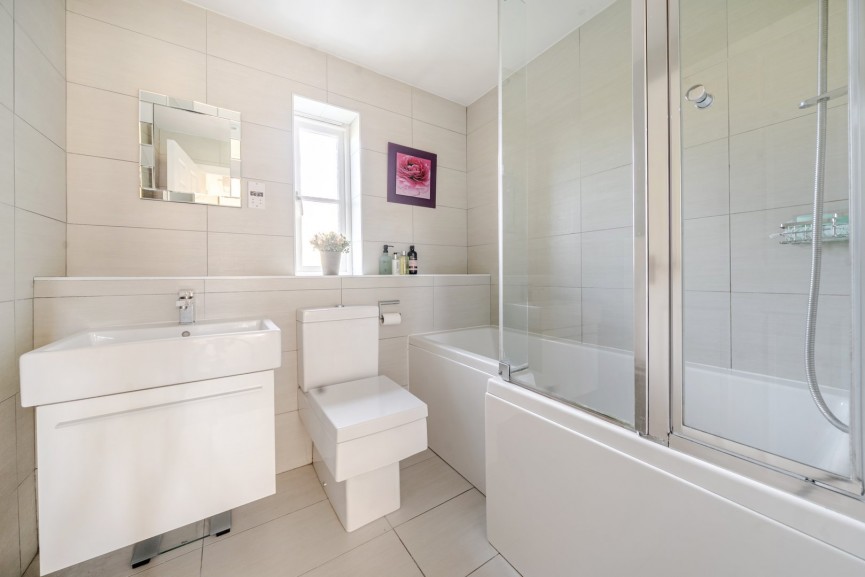 3 bedroom House for Sale Middlemarch, Fairfield, Bedfordshire