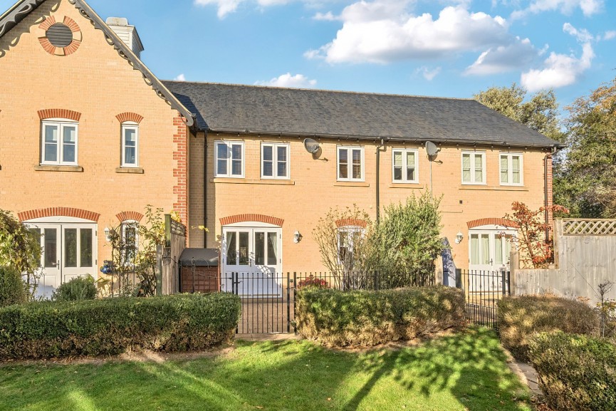 3 bedroom House for Sale Middlemarch, Fairfield, Bedfordshire