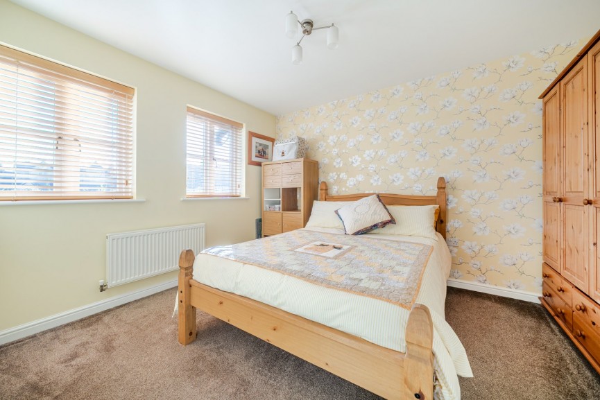 3 bedroom House for Sale Middlemarch, Fairfield, Bedfordshire