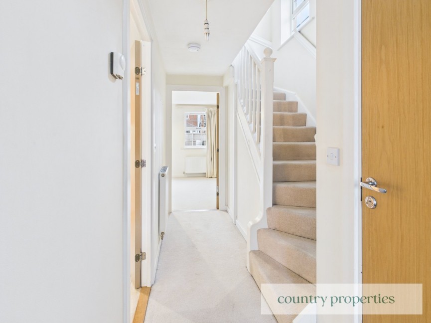 3 bedroom House for Sale Elderfield, Welwyn Garden City, Hertfordshire