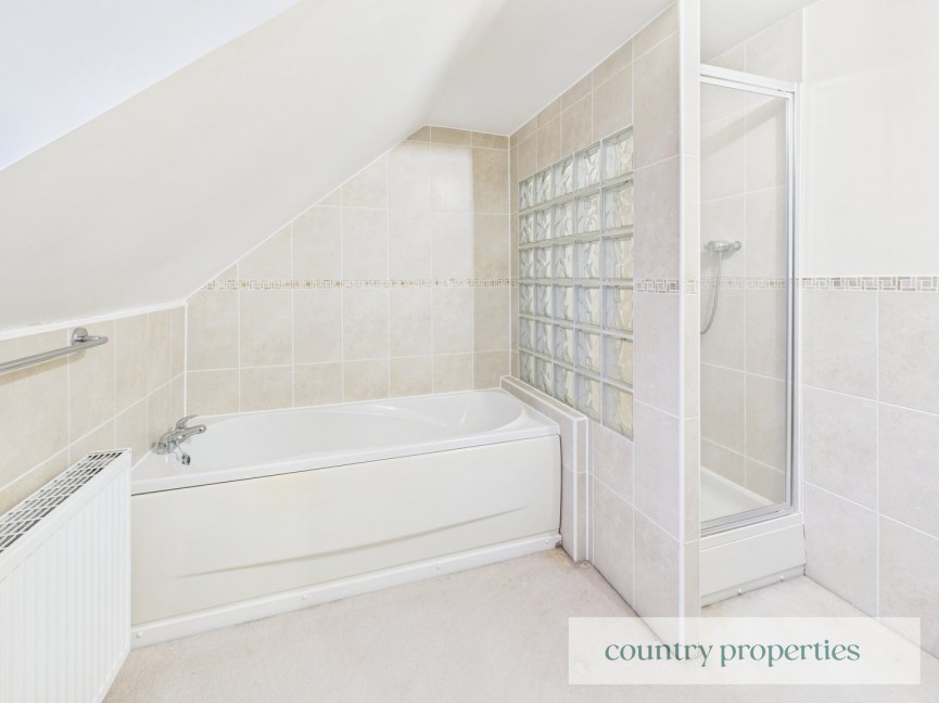 3 bedroom House for Sale Elderfield, Welwyn Garden City, Hertfordshire