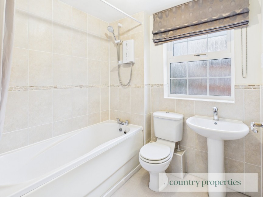 3 bedroom House for Sale Elderfield, Welwyn Garden City, Hertfordshire