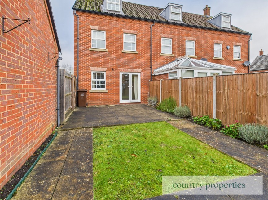 3 bedroom House for Sale Elderfield, Welwyn Garden City, Hertfordshire