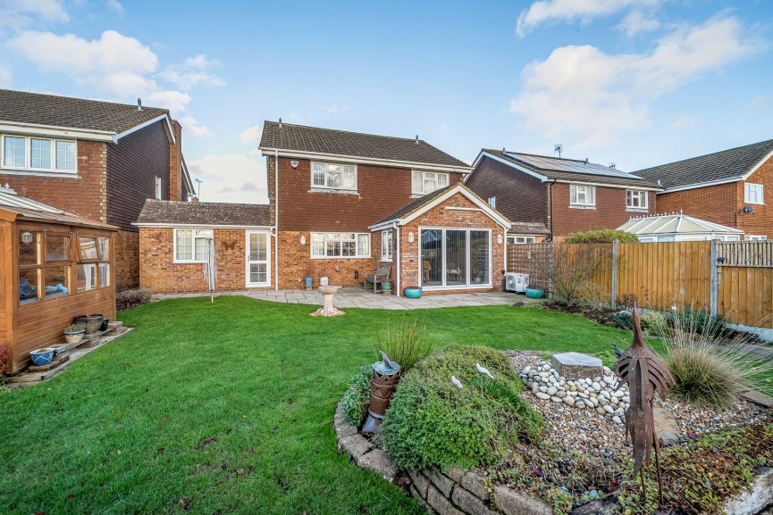 4 bedroom House for Sale Home Farm Way, Westoning, Bedfordshire