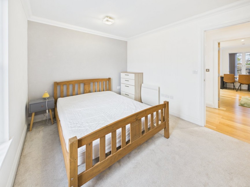 2 bedroom Flat for Sale Rose Lane, Biggleswade, Bedfordshire