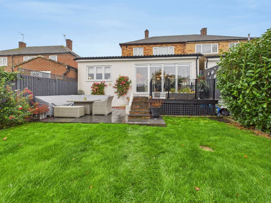 3 bedroom House for Sale St Marys Way, Baldock, Hertfordshire