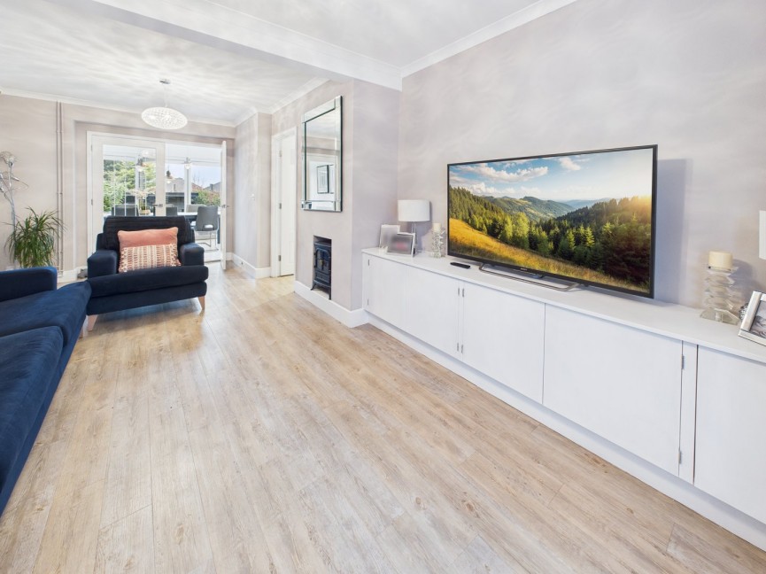 3 bedroom House for Sale St Marys Way, Baldock, Hertfordshire