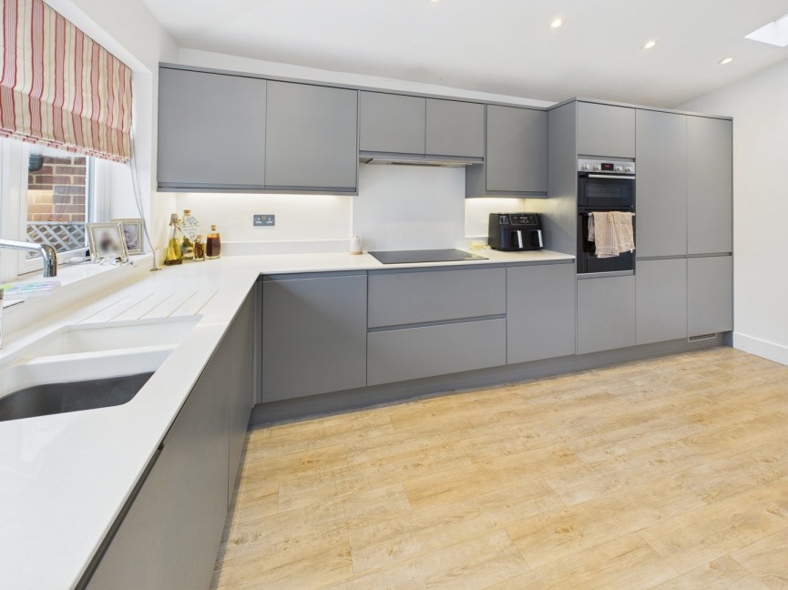 3 bedroom House for Sale St Marys Way, Baldock, Hertfordshire