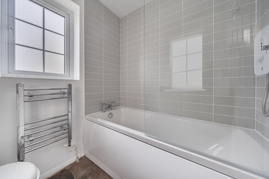 2 bedroom House for Sale Ampthill Road, Shefford, Bedfordshire