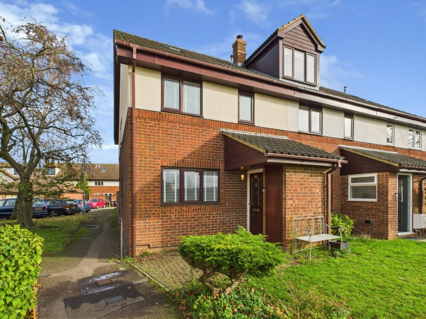 4 bedroom House for Sale Merchants Walk, Baldock, Hertfordshire