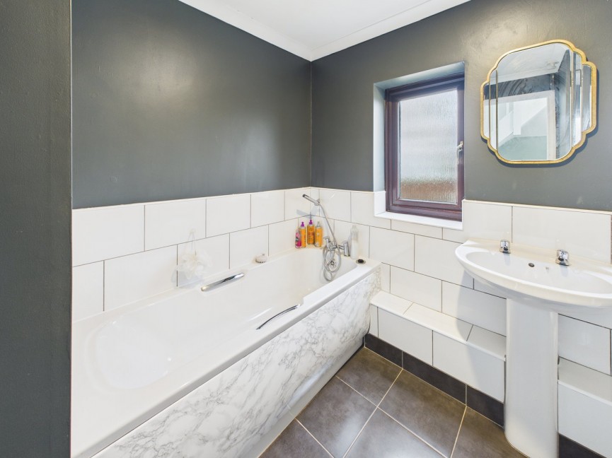 4 bedroom House for Sale Merchants Walk, Baldock, Hertfordshire