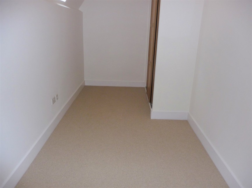 3 bedroom Flat for Letting Salisbury Square, Hatfield, Hertfordshire