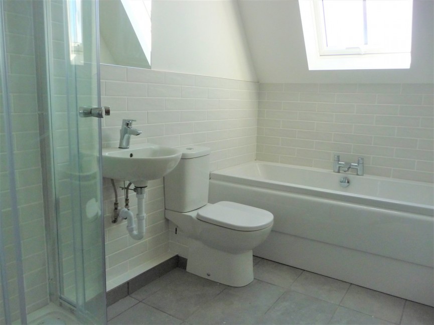 3 bedroom Flat for Letting Salisbury Square, Hatfield, Hertfordshire