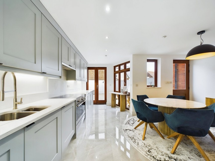 5 bedroom House for Sale Tilehouse Street, HITCHIN, Hertfordshire