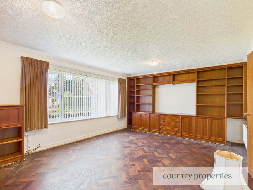 4 bedroom House for Sale Knightsfield, Welwyn Garden City, Hertfordshire