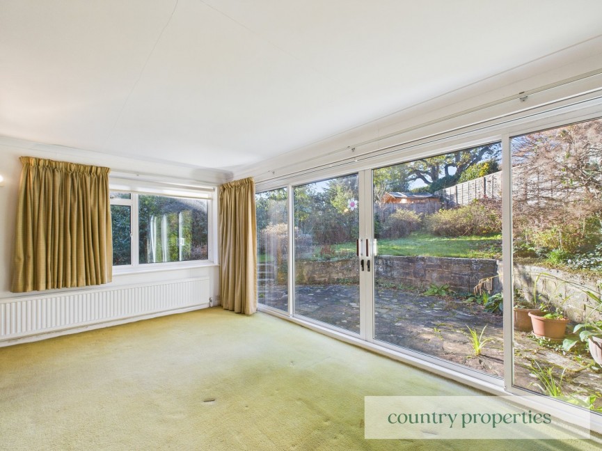 4 bedroom House for Sale Knightsfield, Welwyn Garden City, Hertfordshire