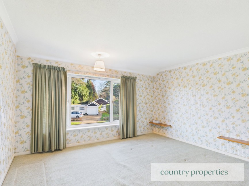 4 bedroom House for Sale Knightsfield, Welwyn Garden City, Hertfordshire