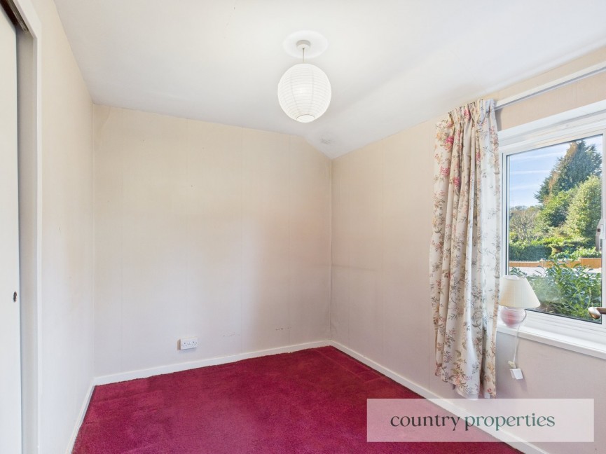 4 bedroom House for Sale Knightsfield, Welwyn Garden City, Hertfordshire