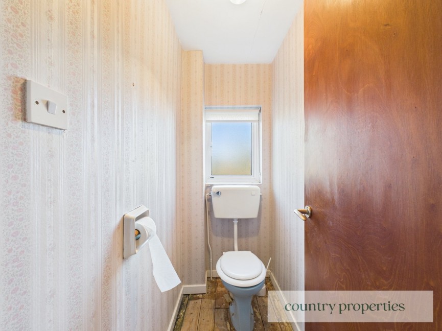 4 bedroom House for Sale Knightsfield, Welwyn Garden City, Hertfordshire