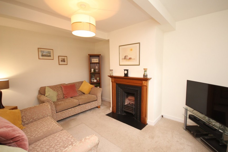 3 bedroom House for Sale Barrington Road, Letchworth Garden City, Hertfordshire