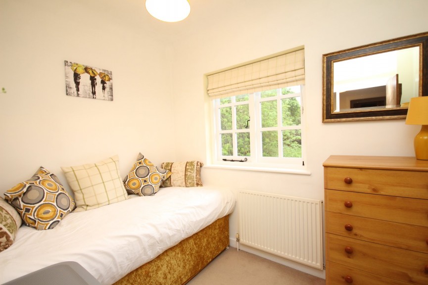 3 bedroom House for Sale Barrington Road, Letchworth Garden City, Hertfordshire